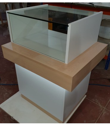 Motrador 90x50x100cm y vitrina Expositora