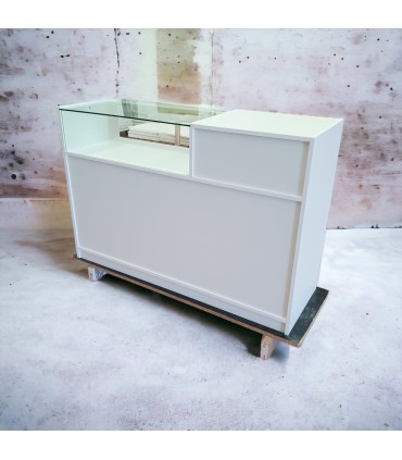 Mostrador 180x50x95cm con Vitrina Expositora