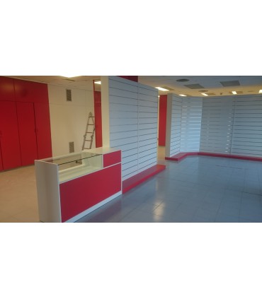 Gondola Expositora de panel de lama 125cm ancho 45cm fondo 180cm alto a una cara