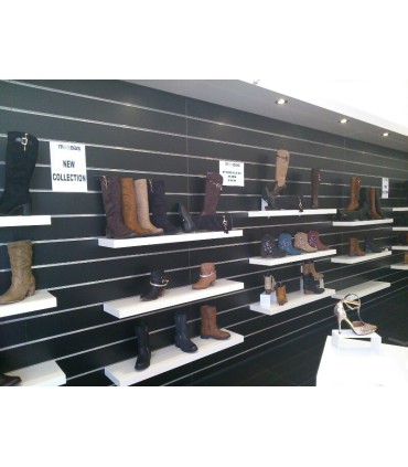 Panel de lamas color negro medidas 1.20x1.20 con perfiles de aluminio incluidos